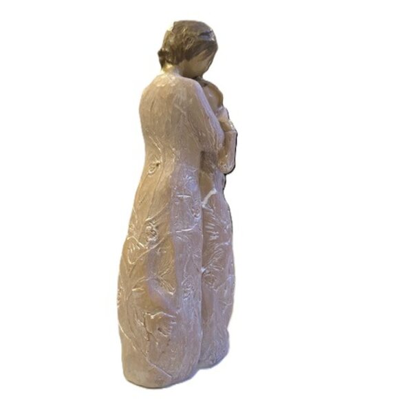 Willow Tree 'Close to Me' Mother Daughter Figurine - Picture 3 of 5